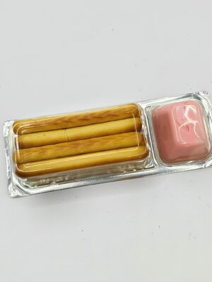 本物のストロベリー・ピュアと カルシウム濃縮された非遺伝子組み換え食品