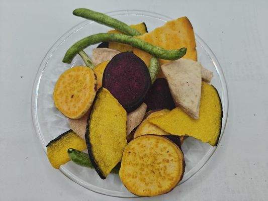 フルーツと野菜チップスとフルーツと野菜チップス