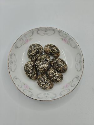 黒と白の芝生カシューナッツ