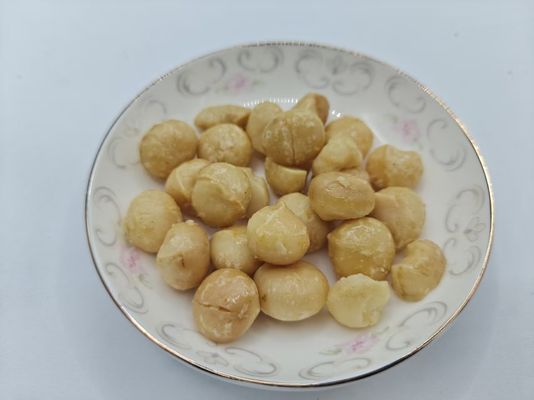焼いたマカダミアナッツ