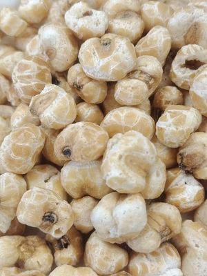 カリカリ美味しい、油不使用、焼きローストコーンパフスナック