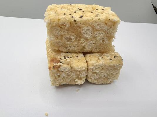 全粒小麦チアシードサキマ、砂糖不使用、長期保存可能、ヘルシーおやつ