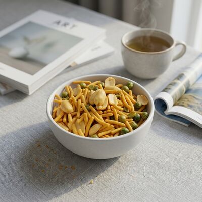 トリプルカリカリ食感のビーンズミックスとスティック - 完璧な風味のすぐに食べられる大豆スナック