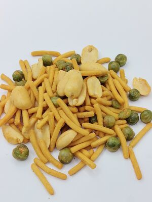トリプルカリカリ食感のビーンズミックスとスティック - 完璧な風味のすぐに食べられる大豆スナック