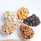 Certified Coated Roasted Charcoal Cashews Healthy CrispyおよびCrunchy Nut Snacksユダヤ/ハラール