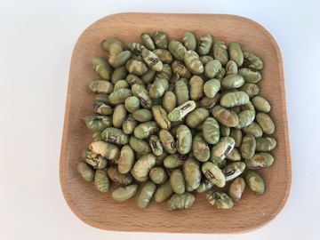 完全菜食主義者の低脂肪の完全な栄養物によって焼かれるEdamameのインゲンの軽食の塩味の味