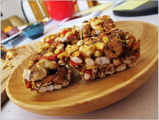 トウモロコシ蛋白質のエネルギー バー、高蛋白の朝食用カウンター12か月の保存性