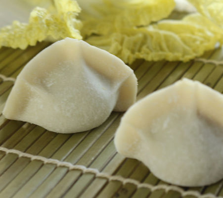 別の内部のIngrediantsのおいしい凍らせていた処理された食糧ゆで団子JiaoZi