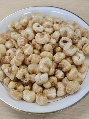 カリカリ美味しい、油不使用、焼きローストコーンパフスナック