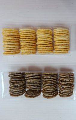 HACCP/HALAL/BRCの証明のぴりっとする/Wasabi/甘い唐辛子/海藻/醤油の味の中国の焼かれた米のクラッカーの組合せ