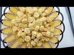 ヌードルのケーキ