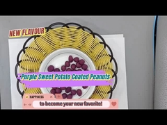 脆い紫の甘いジャガイモで覆われたピーナッツ